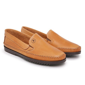 Mocassim Náutico em Couro Full-Grain • Tecnologia Drive Comfort • Solado Não-Marcante